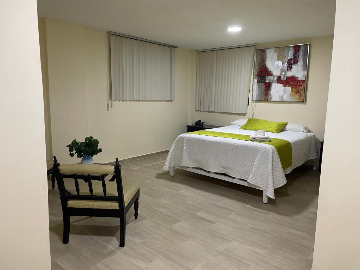Отель Terraza Dreams Кито Экстерьер фото