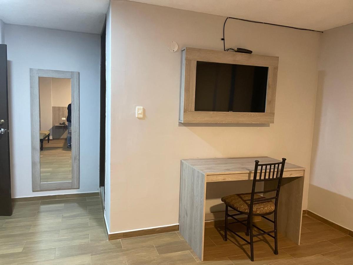 Отель Terraza Dreams Кито Экстерьер фото